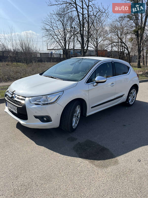 Хэтчбек Citroen DS4 2012 в Черкассах