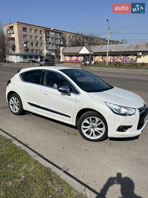 Хэтчбек Citroen DS4 2012 в Черкассах