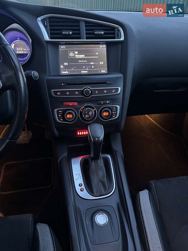 Хэтчбек Citroen DS4 2016 в Львове