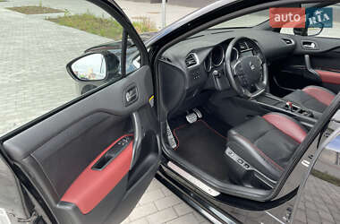 Хэтчбек Citroen DS4 2012 в 