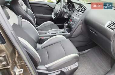 Хэтчбек Citroen DS4 2013 в 