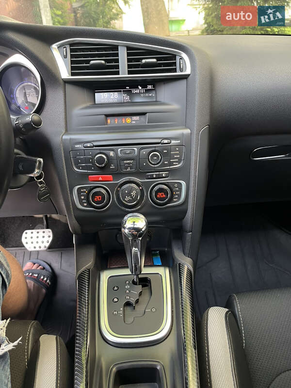 Хэтчбек Citroen DS4 2013 в Стрые