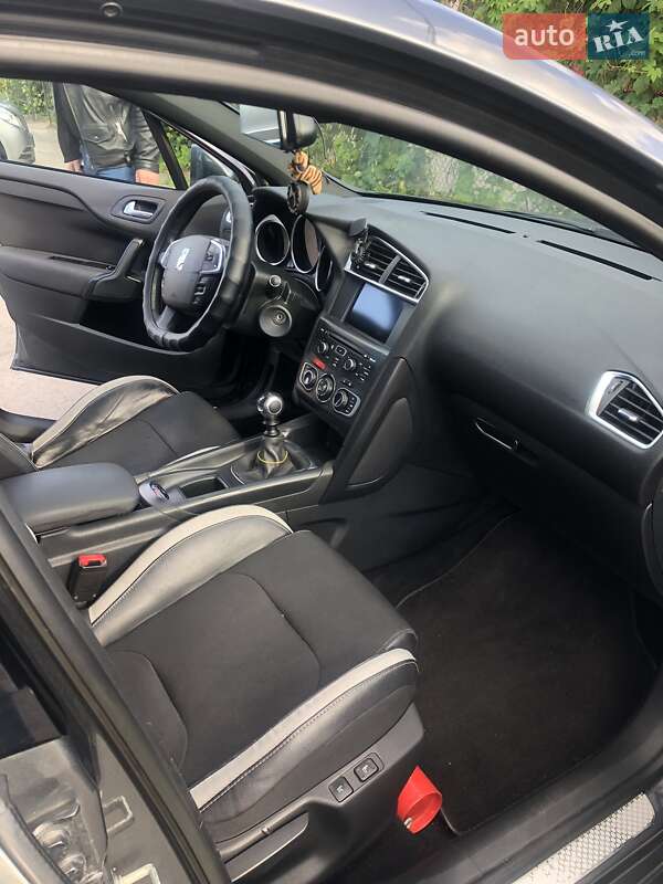 Хэтчбек Citroen DS4 2014 в Чернигове фото 7 Хэтчбек Citroen DS4 2014 в Чернигове