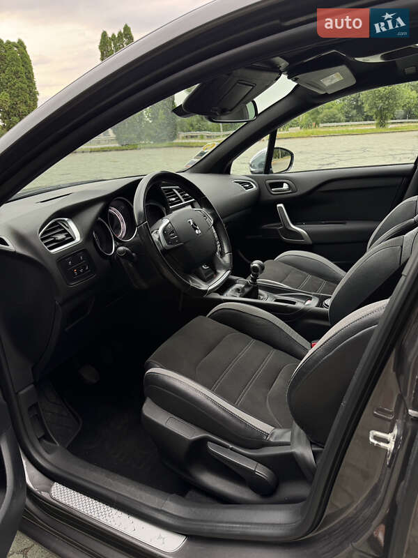 Хэтчбек Citroen DS4 2017 в Дубно