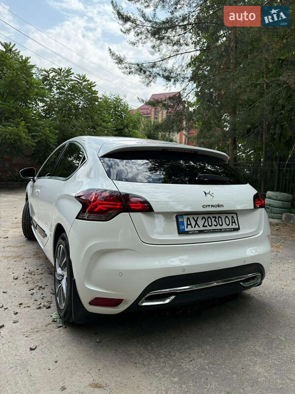 Хэтчбек Citroen DS4 2012 в Харькове