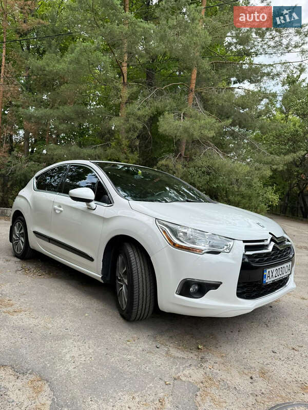 Хэтчбек Citroen DS4 2012 в Харькове