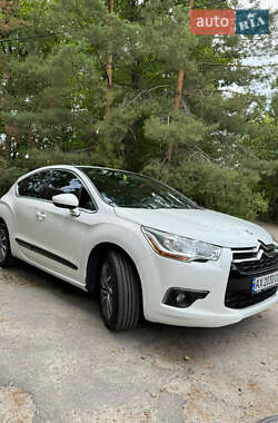 Хэтчбек Citroen DS4 2012 в 