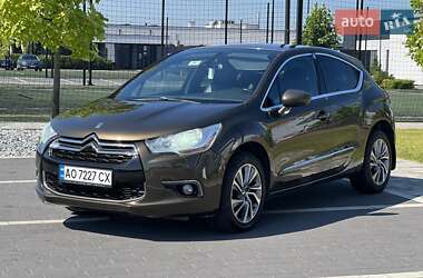 Хэтчбек Citroen DS4 2012 в 