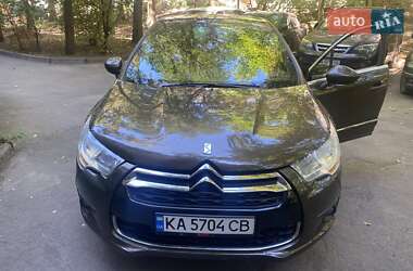 Хэтчбек Citroen DS4 2012 в 