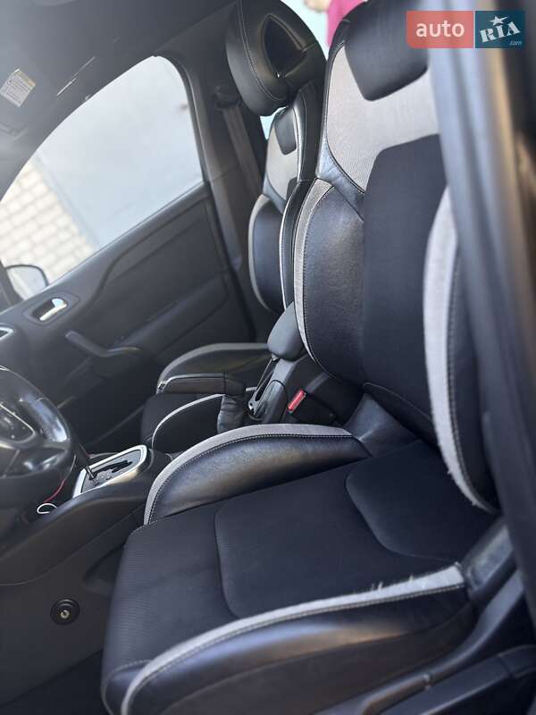 Хэтчбек Citroen DS4 2012 в Днепре