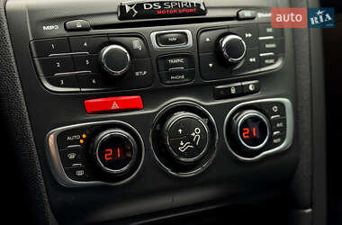 Хэтчбек Citroen DS4 2012 в 