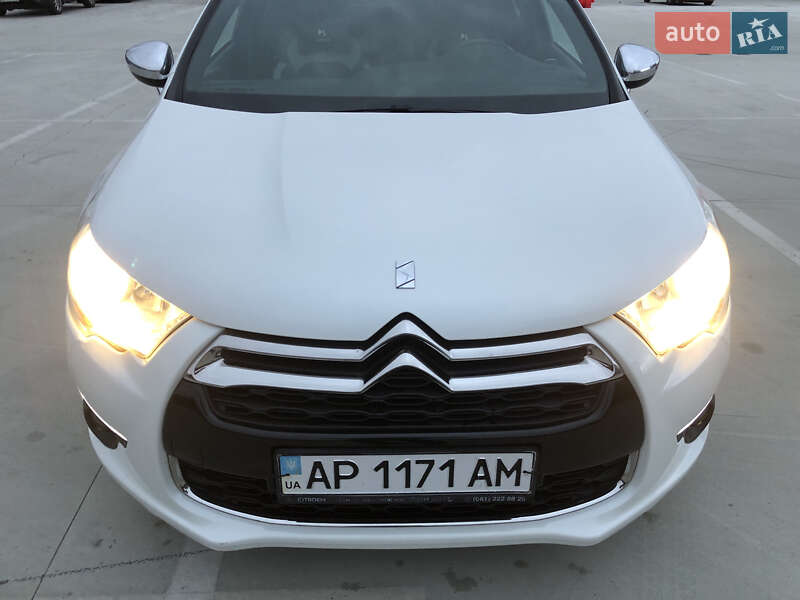 Хетчбек Citroen DS4 2014 в Києві