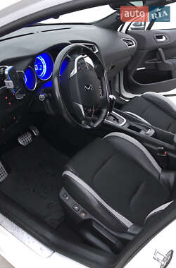 Хетчбек Citroen DS4 2014 в  фото 27 Хетчбек Citroen DS4 2014 в