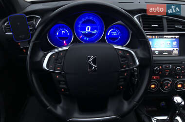 Хетчбек Citroen DS4 2014 в  фото 46 Хетчбек Citroen DS4 2014 в