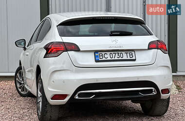Хэтчбек Citroen DS4 2011 в 
