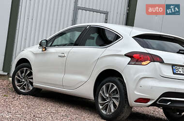 Хэтчбек Citroen DS4 2011 в 