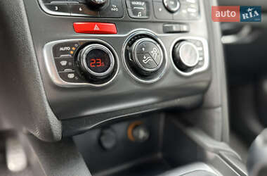 Хэтчбек Citroen DS4 2011 в 