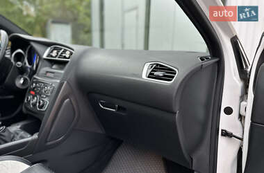 Хэтчбек Citroen DS4 2011 в 