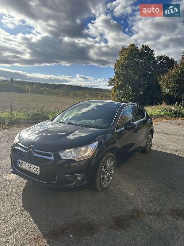 Хэтчбек Citroen DS4 2011 в Виннице фото Хэтчбек Citroen DS4 2011 в Виннице