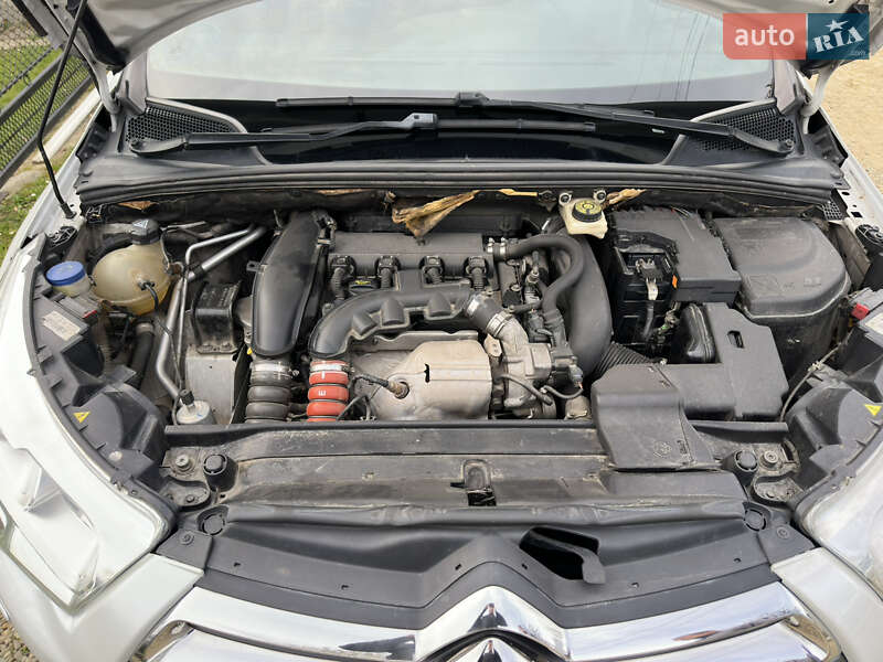 Хэтчбек Citroen DS4 2012 в Дрогобыче фото 14 Хэтчбек Citroen DS4 2012 в Дрогобыче