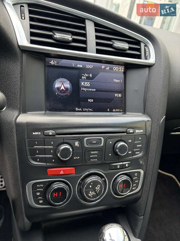 Хэтчбек Citroen DS4 2013 в Львове