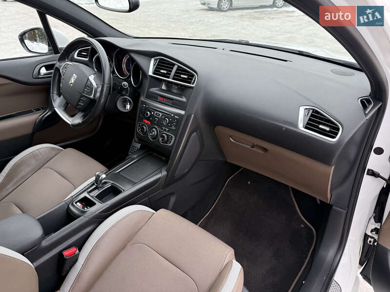 Хетчбек Citroen DS4 2012 в Стрию