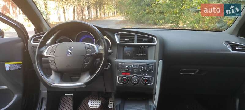 Хетчбек Citroen DS4 2012 в Черкасах