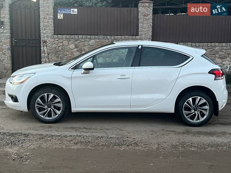 Хэтчбек Citroen DS4 2013 в Первомайске