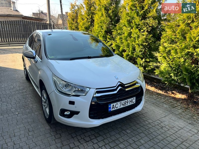 Citroen DS4 2011