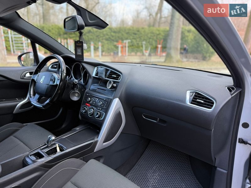 Хэтчбек Citroen DS4 2012 в Львове фото 29 Хэтчбек Citroen DS4 2012 в Львове