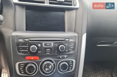 Хетчбек Citroen DS4 2015 в Новій Ушиці