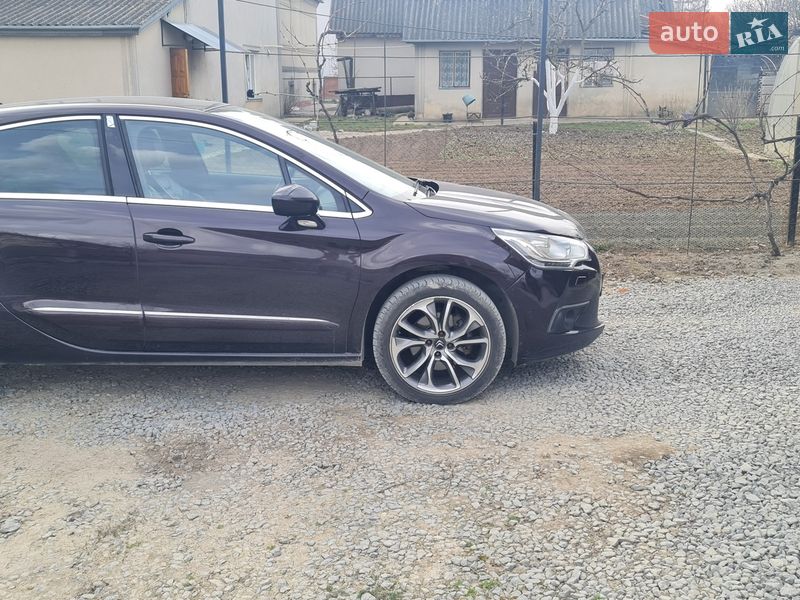 Хэтчбек Citroen DS4 2015 в Новой Ушице фото 9 Хэтчбек Citroen DS4 2015 в Новой Ушице