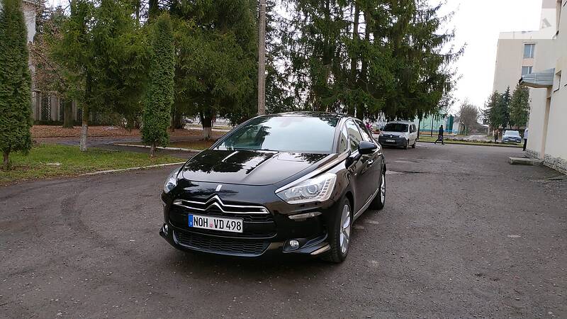 Хетчбек Citroen DS5 2014 в Дубні