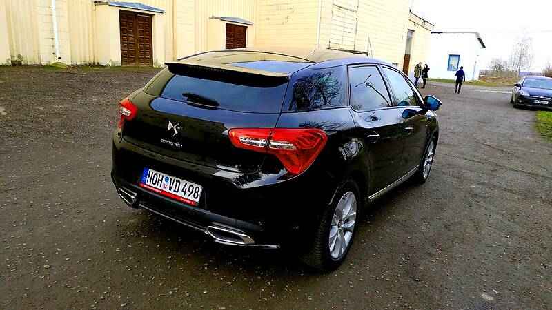 Хетчбек Citroen DS5 2014 в Дубні