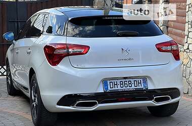 Хетчбек Citroen DS5 2014 в 