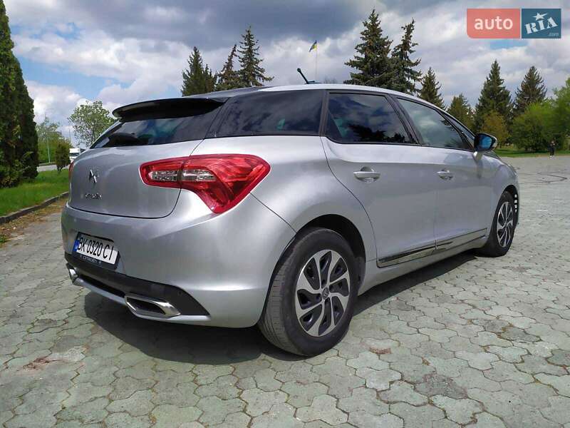 Хэтчбек Citroen DS5 2013 в Дубно
