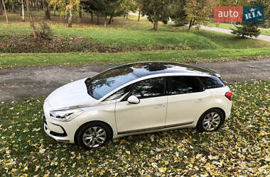 Хетчбек Citroen DS5 2013 в 