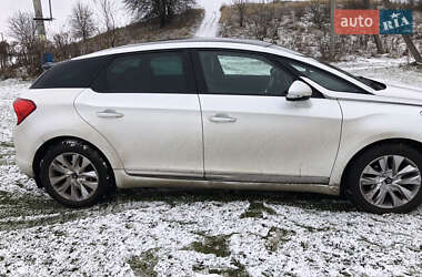 Хетчбек Citroen DS5 2013 в 
