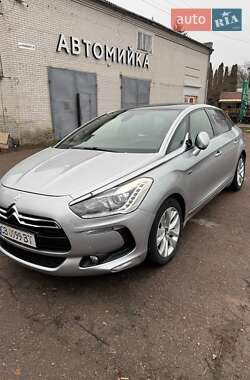 Хэтчбек Citroen DS5 2013 в 