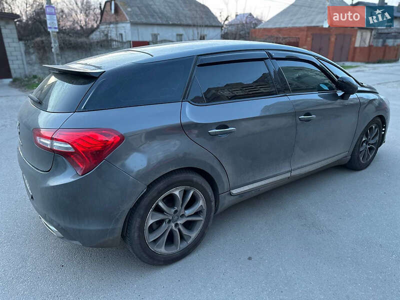 Хетчбек Citroen DS5 2013 в Дніпрі