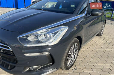 Хэтчбек Citroen DS5 2012 в 