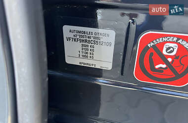 Хэтчбек Citroen DS5 2012 в 