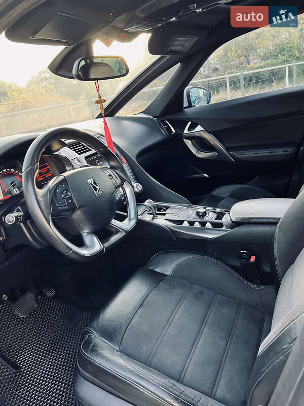 Хэтчбек Citroen DS5 2013 в Сторожинце