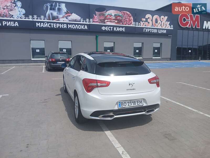 Хэтчбек Citroen DS5 2012 в Тернополе