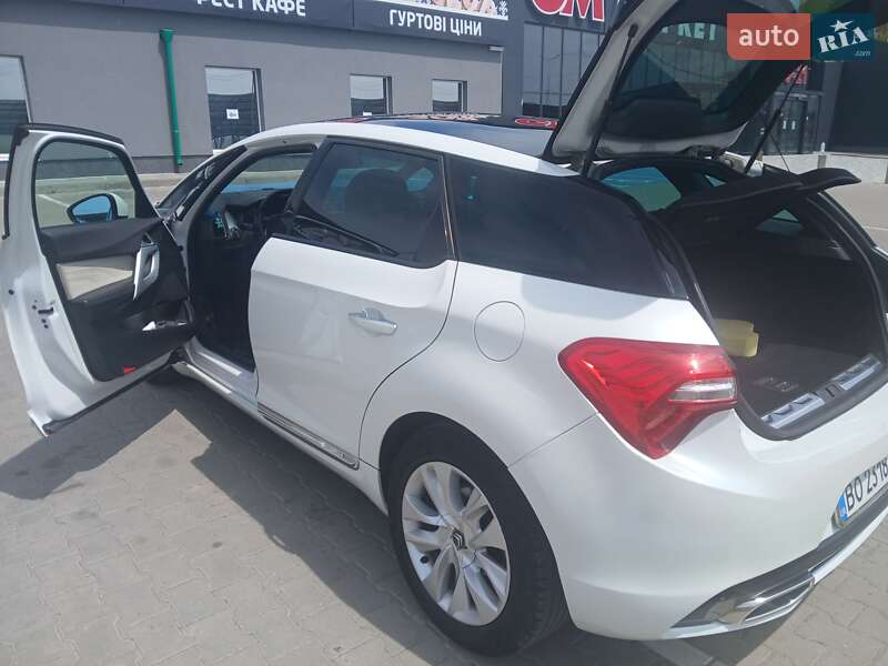 Хэтчбек Citroen DS5 2012 в Тернополе