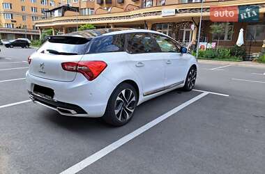 Хэтчбек Citroen DS5 2012 в 