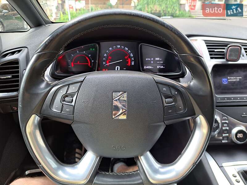 Хэтчбек Citroen DS5 2012 в Киеве