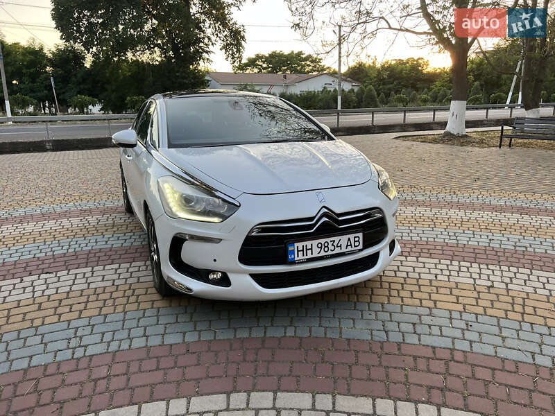Хэтчбек Citroen DS5 2013 в Сарате
