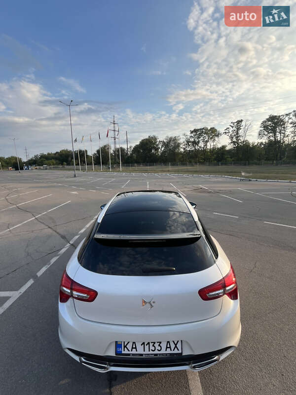 Хетчбек Citroen DS5 2014 в Запоріжжі