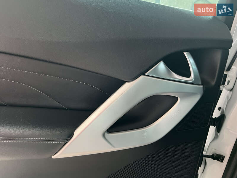 Хетчбек Citroen DS5 2014 в Запоріжжі